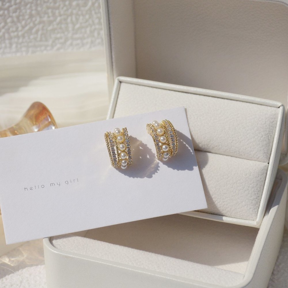 NEW 14K Gold Plated Diamond Pearl Open Hoops - Picture 7 of 8